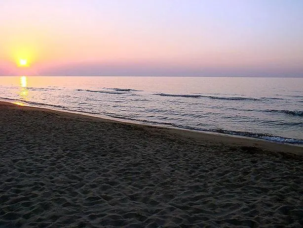 מלון דירות Varantur