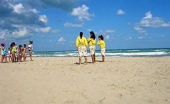 מלון דירות Varantur