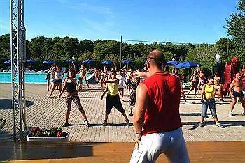 Varantur מלון דירות 3*