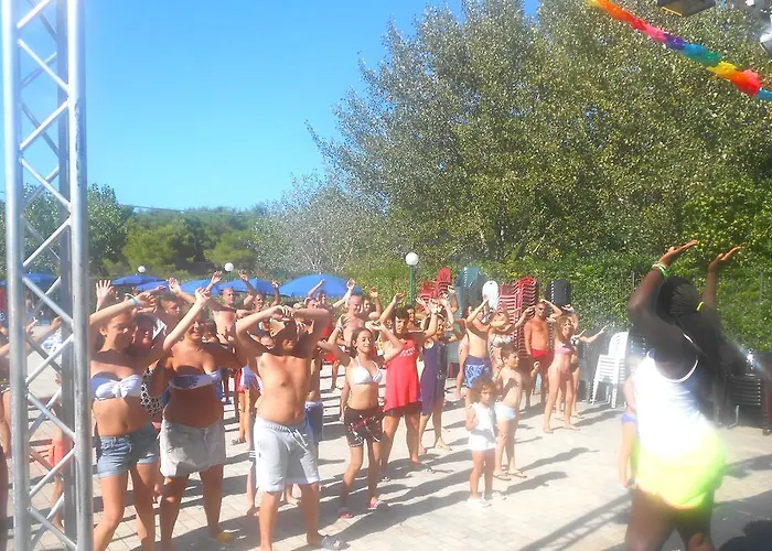 מלון דירות Varantur